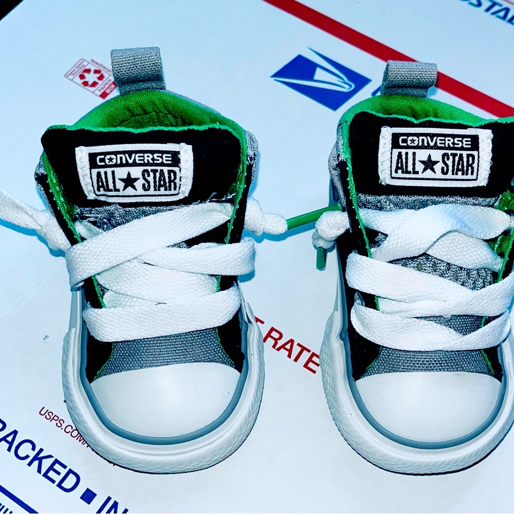 *LIKE NEW** Chuck Taylor AS ‘Street Mid’ (Grey/Black/Green), TD Size 2C: $20 - Picture 4 of 10